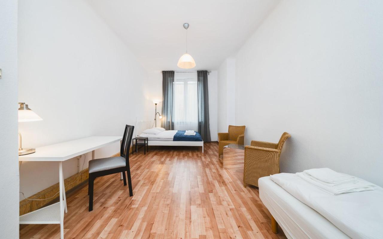 Apartments In The Jewish Quarter Краков Экстерьер фото